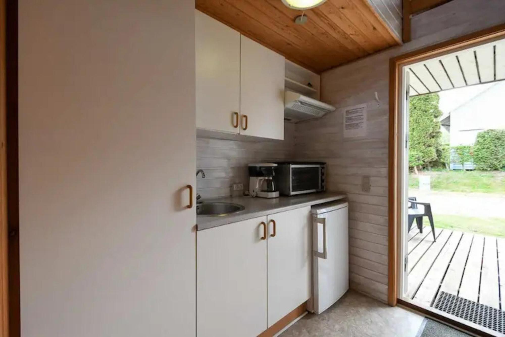 First Camp Skovlund Camping & Cottages Baring Номер фото