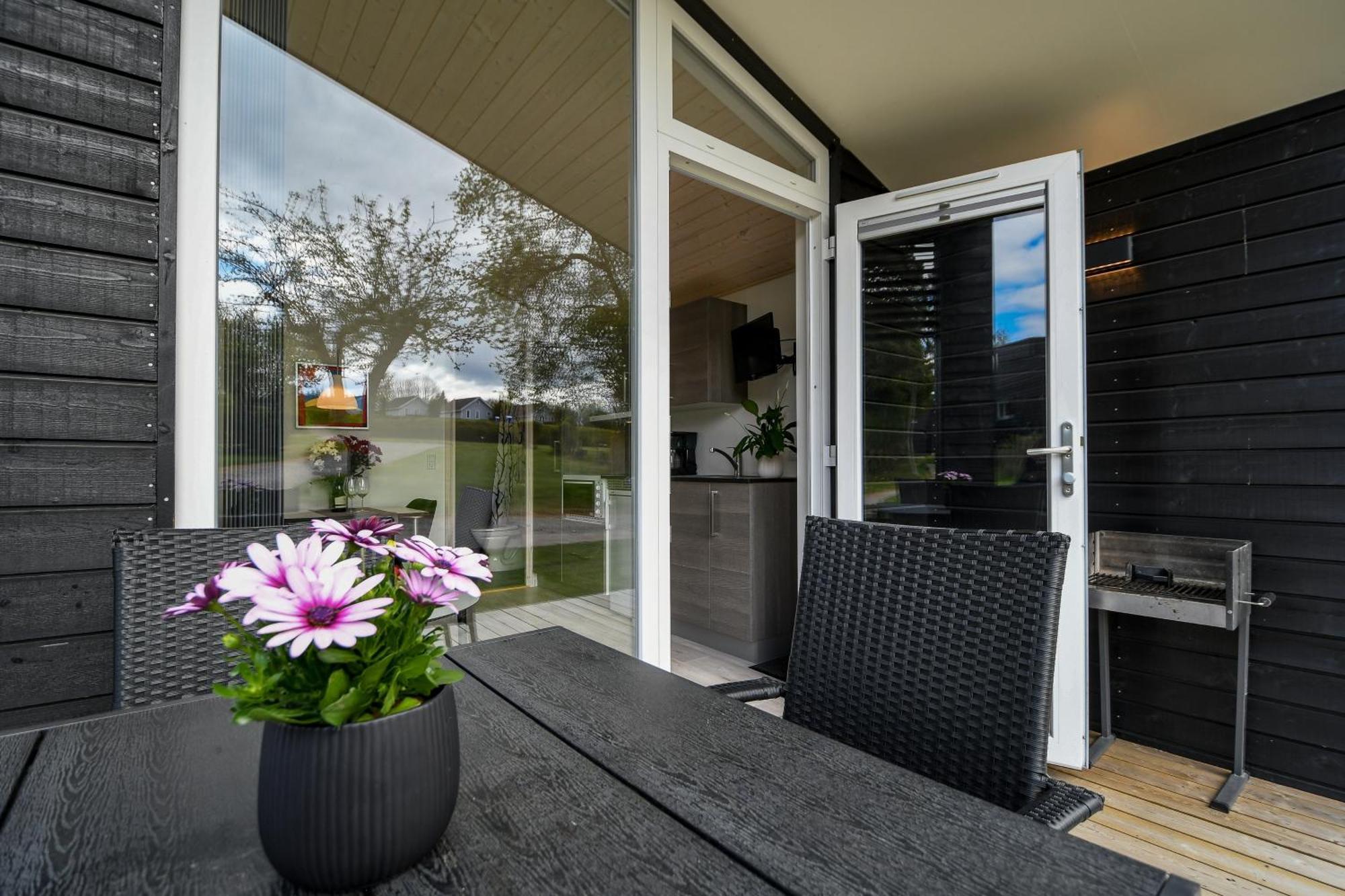 First Camp Skovlund Camping & Cottages Baring Экстерьер фото